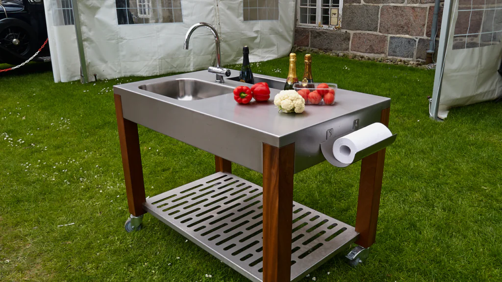 Modularer Aufbau lässt eine Outdoor-Küche flexibel gestalten