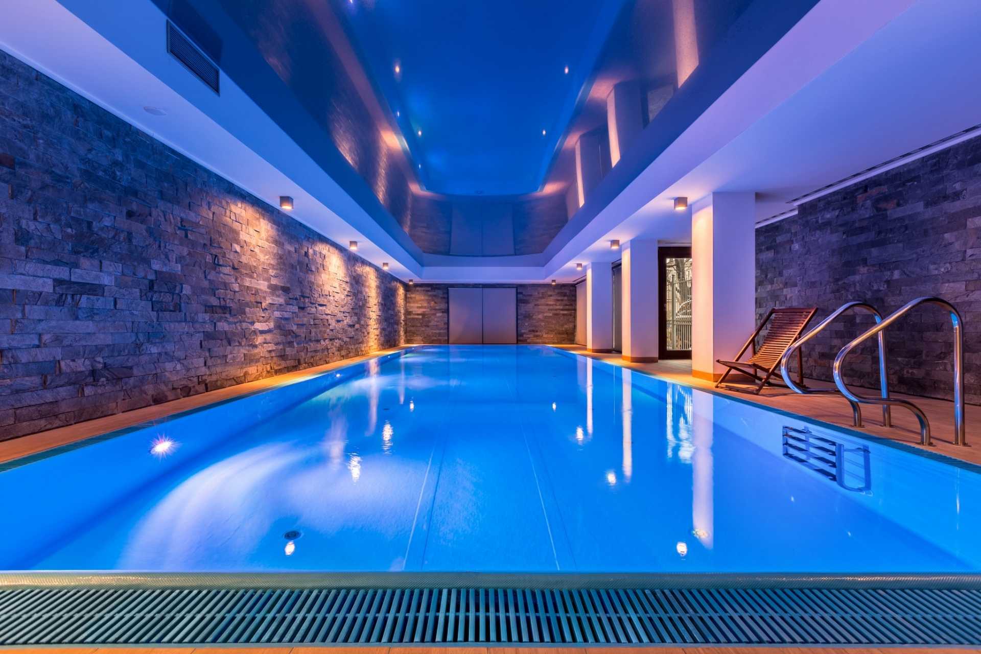 Top 3 Belichtungsmöglichkeiten für eine schöne Poolbeleuchtung und ein
