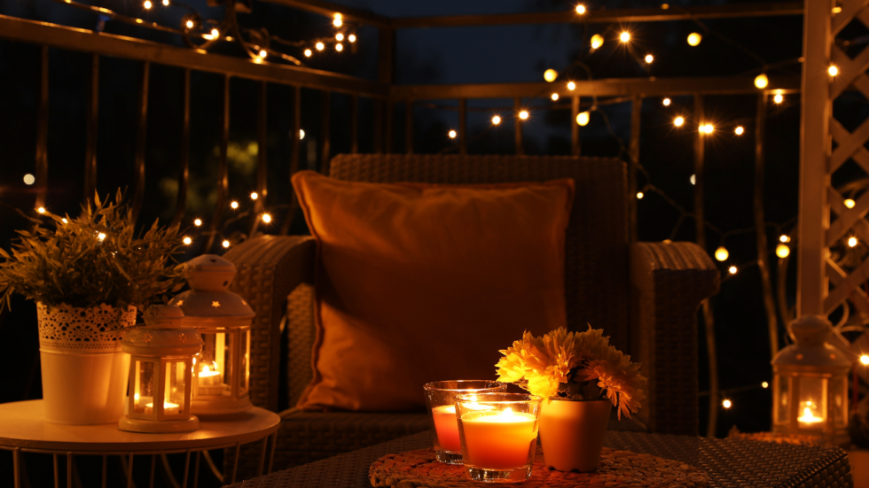 20 Ideen für Balkon Deko günstig und einfach gestalten
